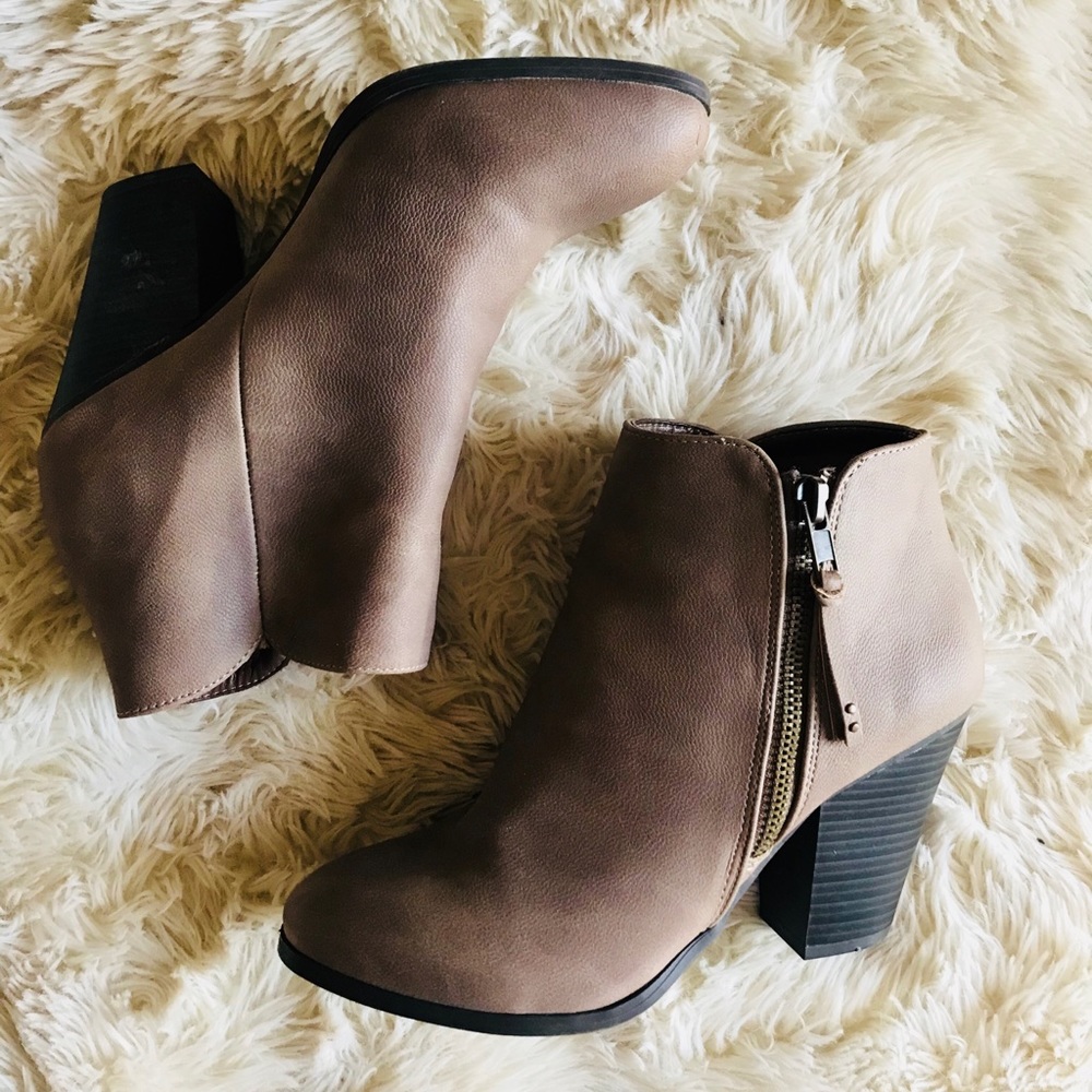 Tan healed booties